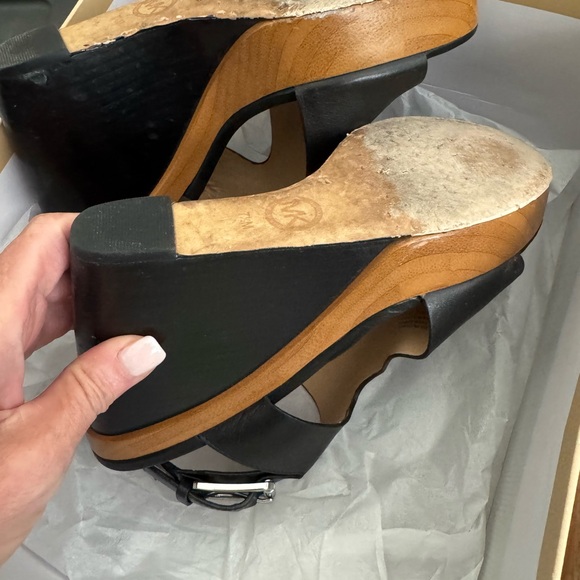 Michael Kors, Josephine wedge size 7.5 - Picture 7 of 7